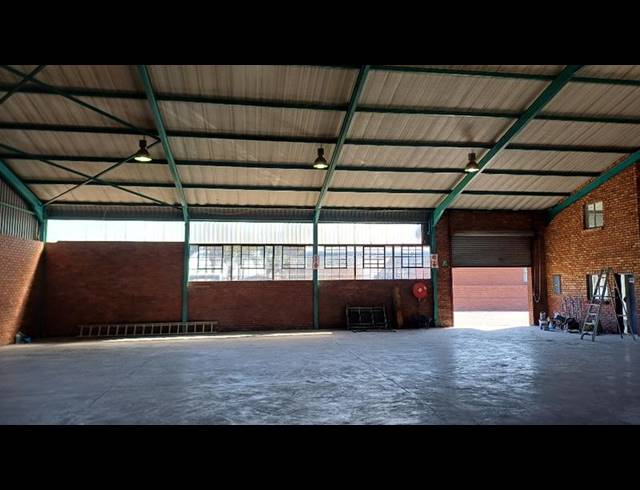 INDUSTRIAL PROPERTY TO RENT IN HENNOPSPARK
